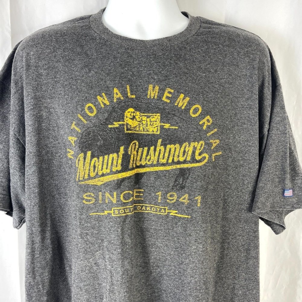 Mt Rushmore National Memorial T-Shirt 2XL Mens 51x31 USA Made Prairie Mountain